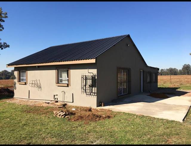 FARM FOR SALE IN VALLEY SETTLEMENT